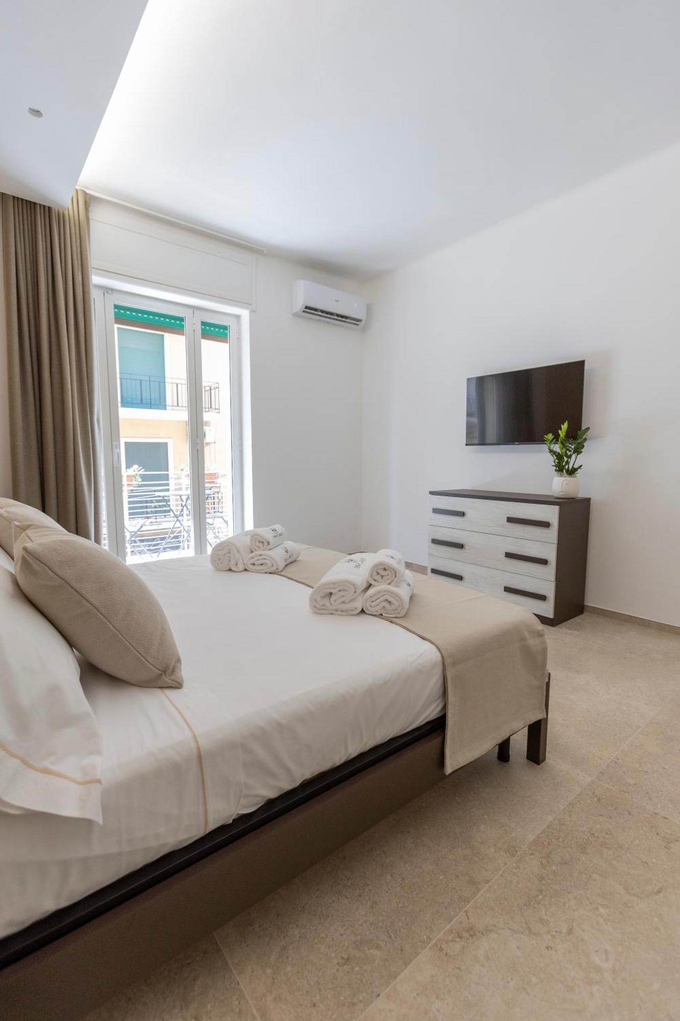 Urban Oasis Hotel Bari Ngoại thất bức ảnh